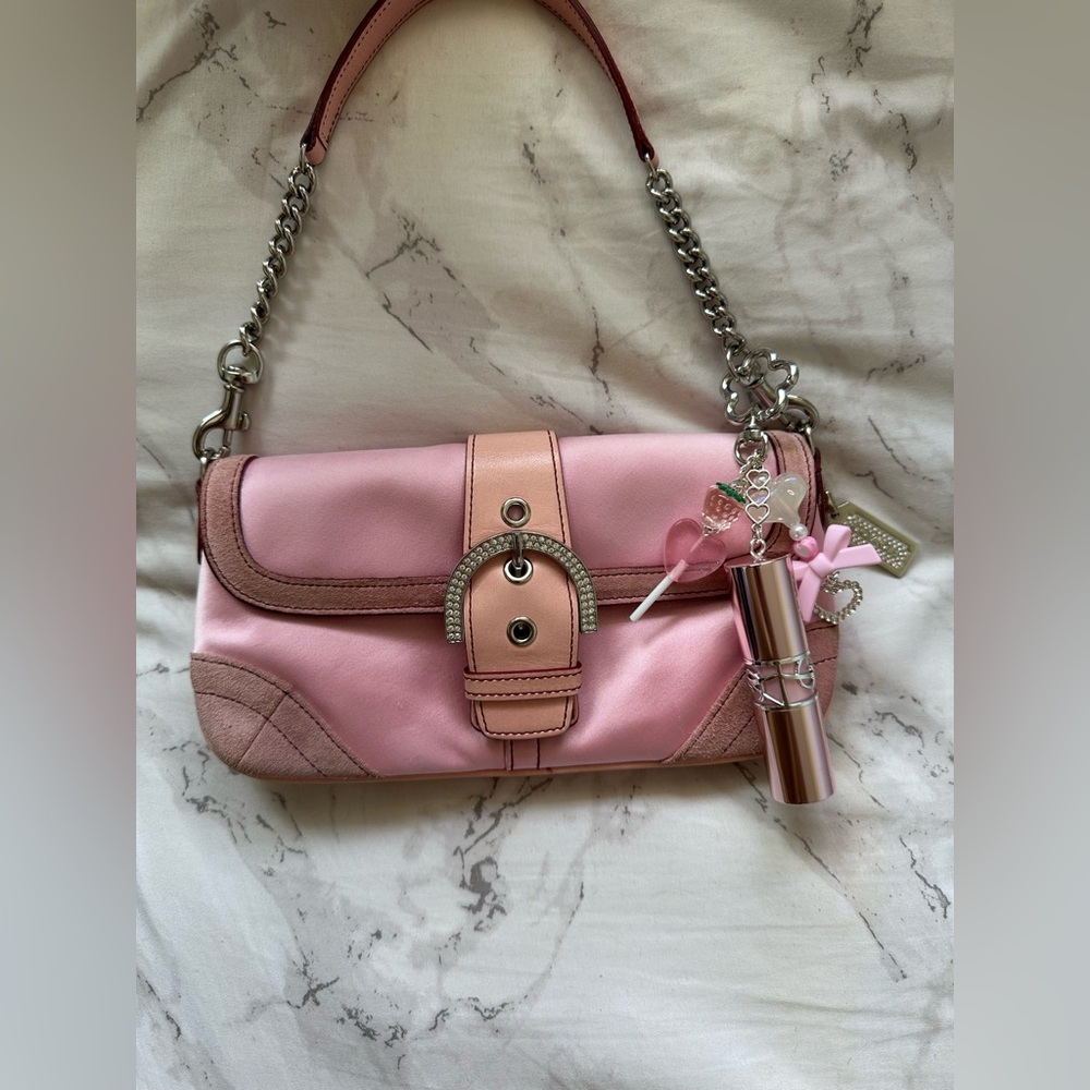 RARE pink vintage swarovski coach bag 💗